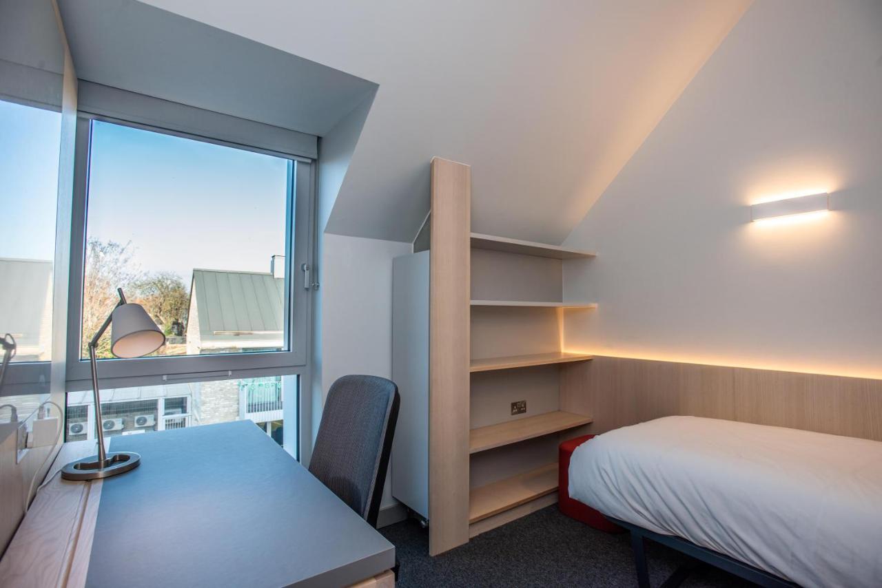 Dorothy Wadham Apartments Оксфорд Экстерьер фото